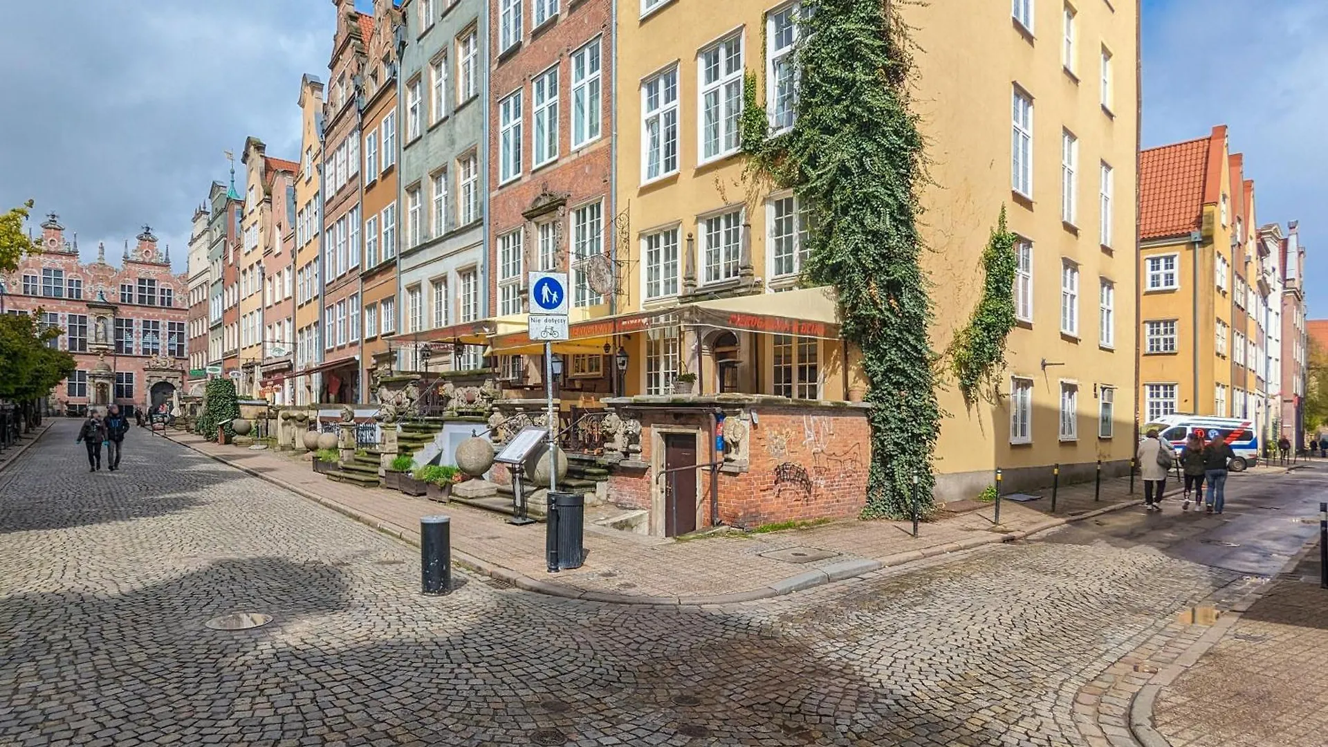 Apartment Gdansk Old Town Kolodziejska By Renters